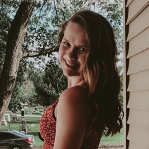 Meet your Posher, Carin